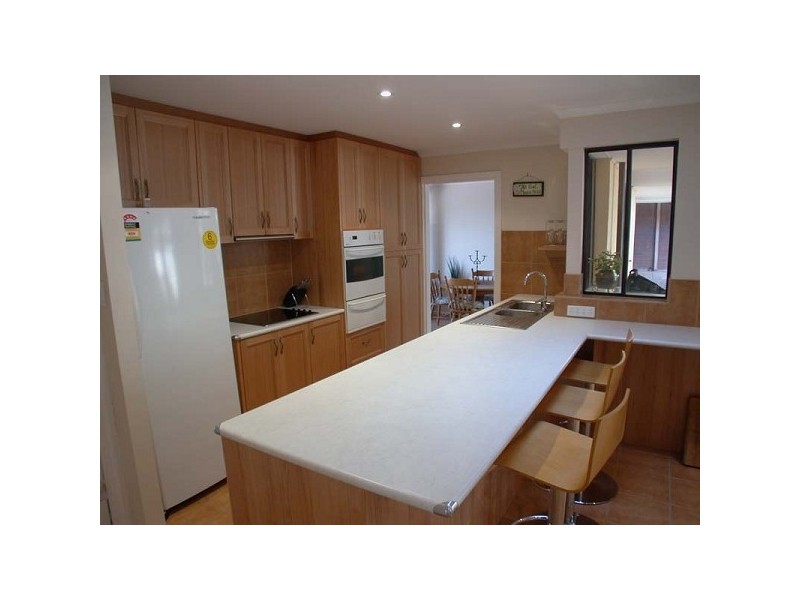 18 Sunnyside Avenue, Maslin Beach SA 5170