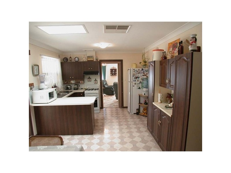 2 Panorama Avenue, Hackham SA 5163