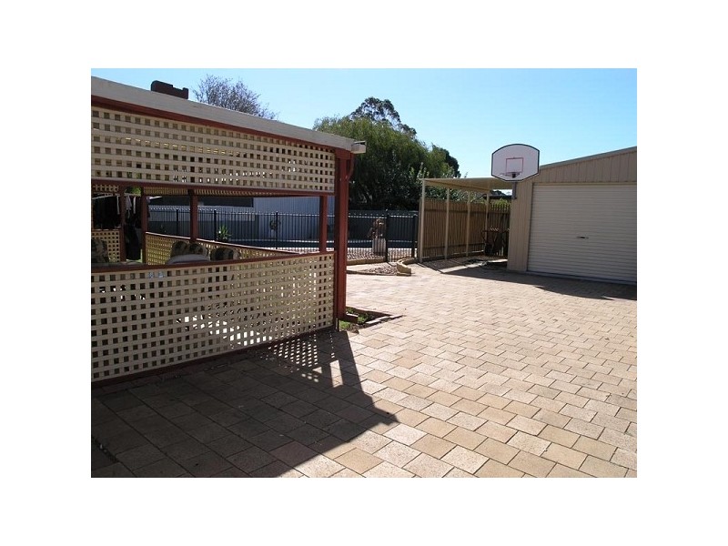 17 Hinkley Road, Morphett Vale SA 5162