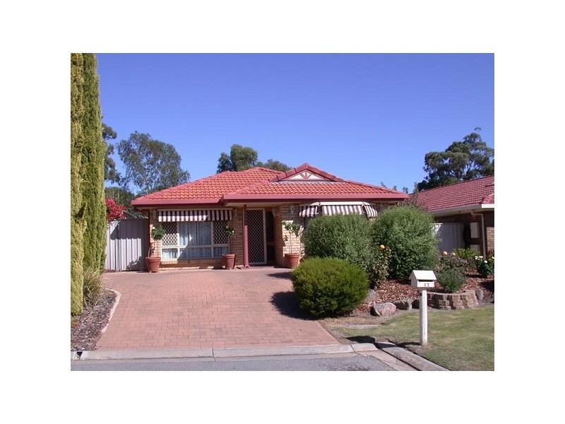 27 Partalunga Circuit, Woodcroft SA 5162