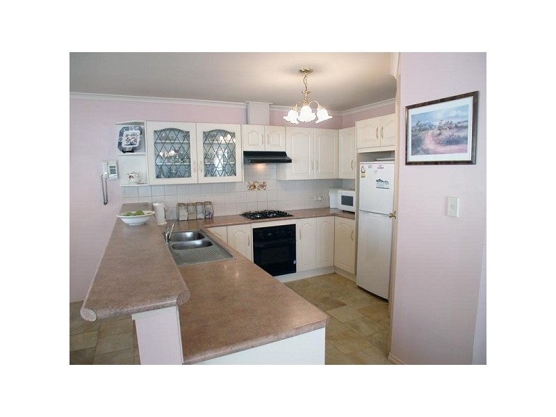 27 Partalunga Circuit, Woodcroft SA 5162