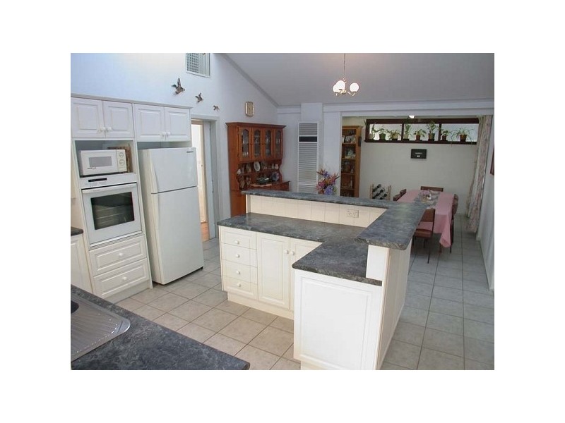 17 Riordan Street, Morphett Vale SA 5162