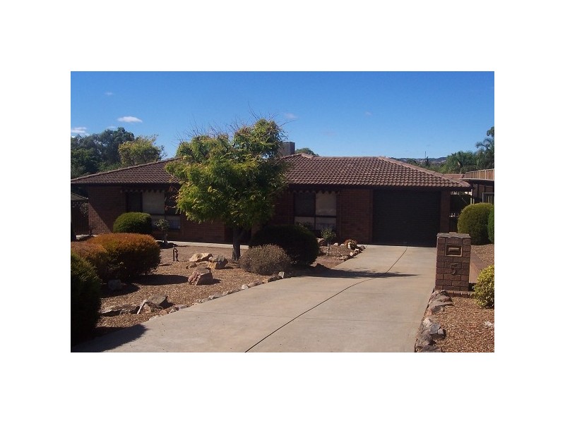 5 Phoenix Crescent, Old Reynella SA 5161