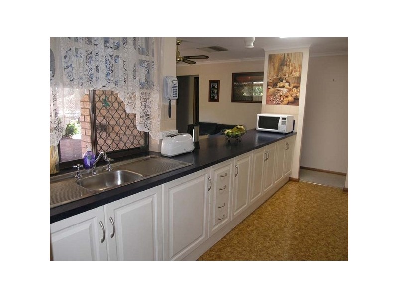 5 Phoenix Crescent, Old Reynella SA 5161