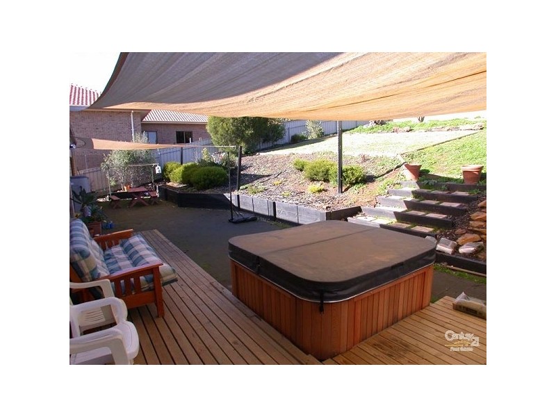 4 Peppermint Grove, Aberfoyle Park SA 5159