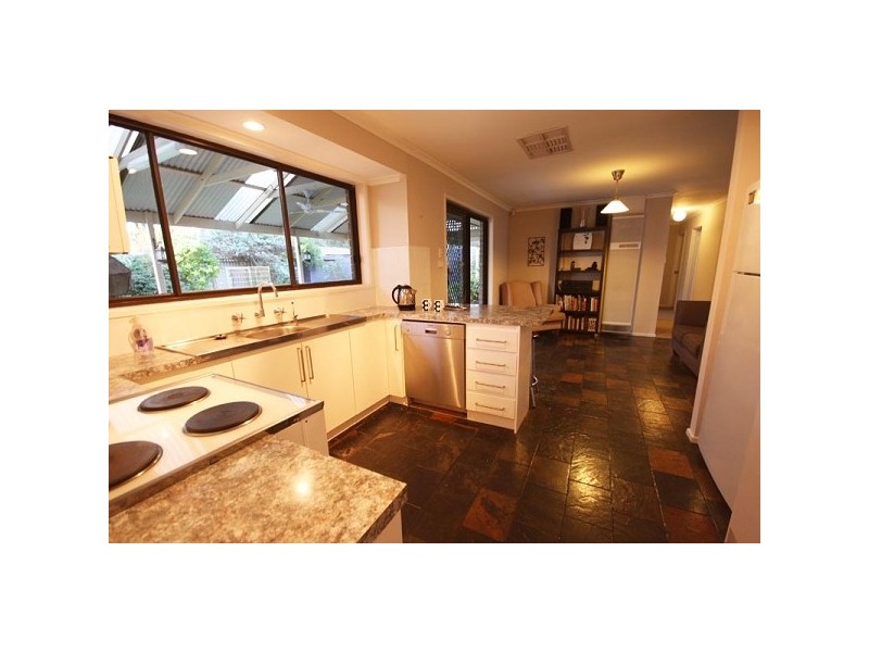 15 Paltarra Grove, Aberfoyle Park SA 5159