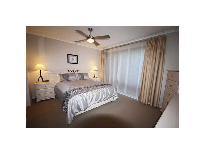 15 Paltarra Grove, Aberfoyle Park SA 5159