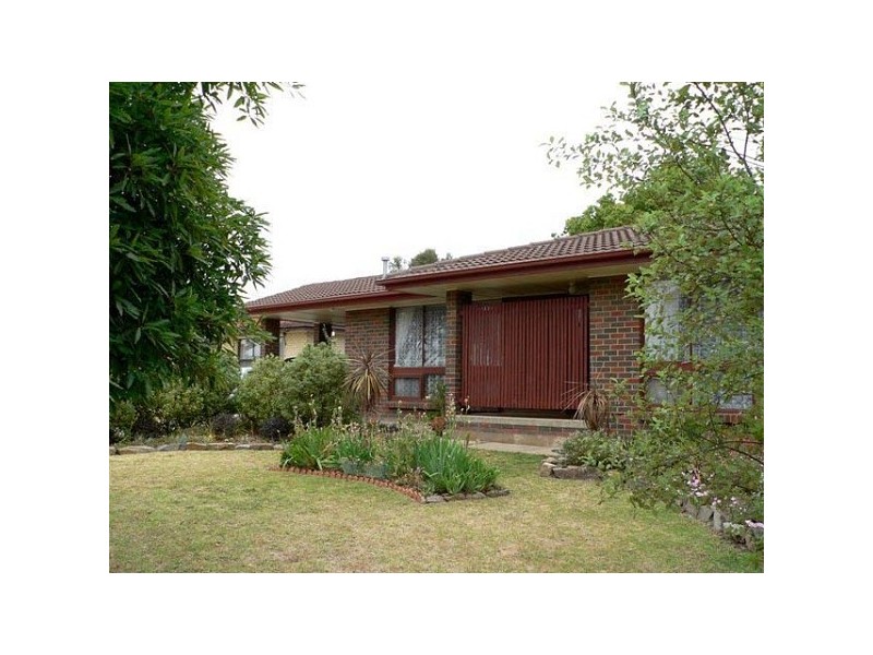 5 Richardson Crescent, Morphett Vale SA 5162