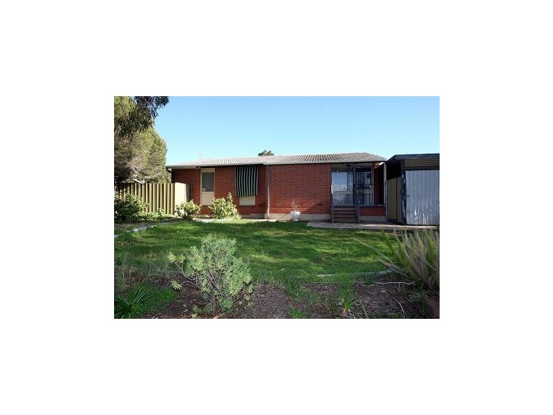 9 Louise Crescent, Morphett Vale SA 5162