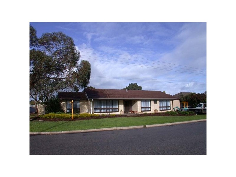 16 Dickson Road, Morphett Vale SA 5162