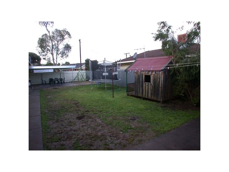 16 Dickson Road, Morphett Vale SA 5162