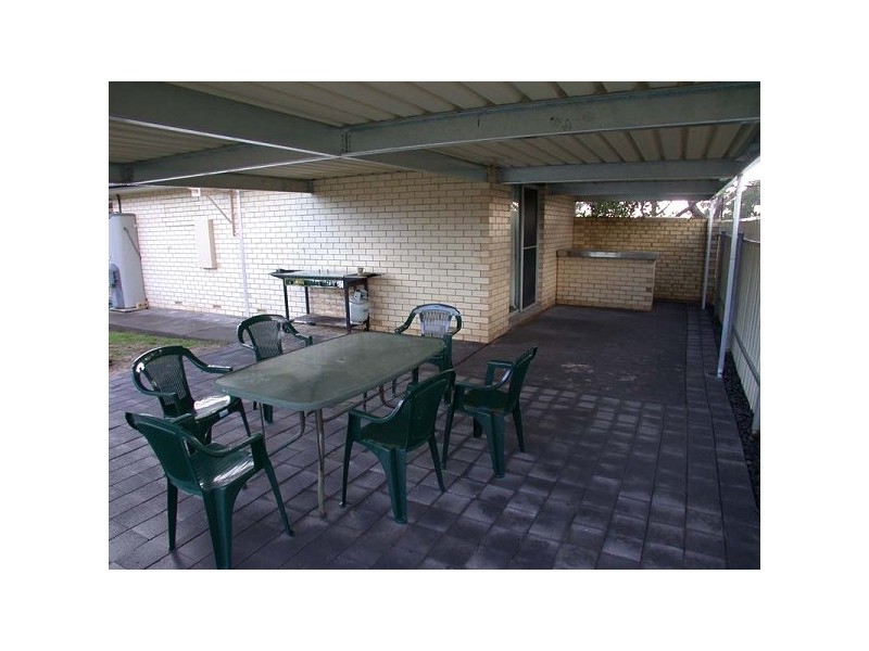 16 Dickson Road, Morphett Vale SA 5162