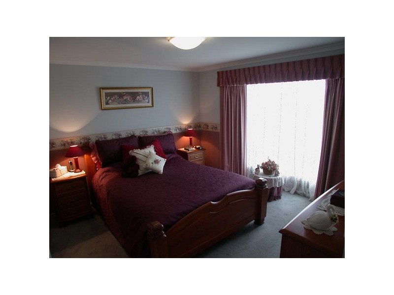 5 Peony Court, Morphett Vale SA 5162