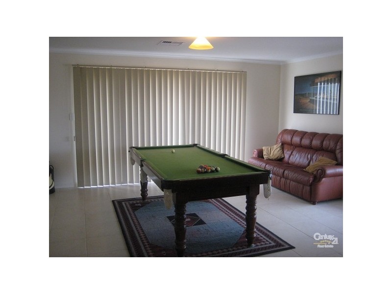 4 Sameden Drive, Noarlunga Downs SA 5168