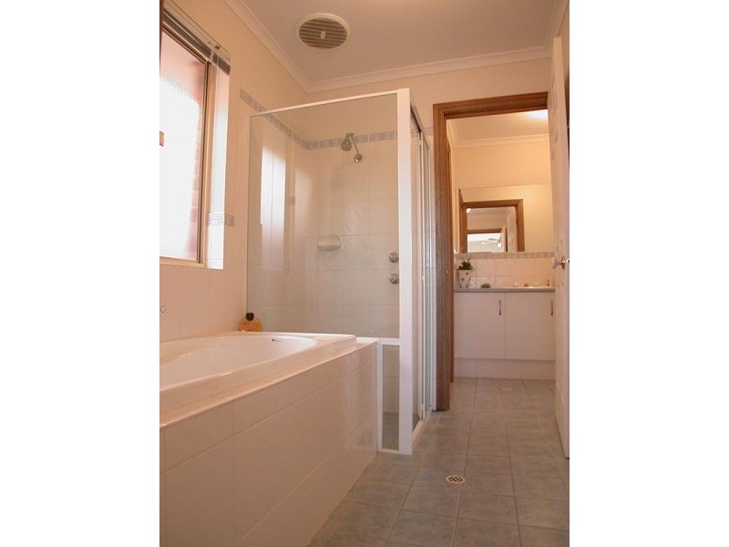 4 Robinson Street, Sheidow Park SA 5158