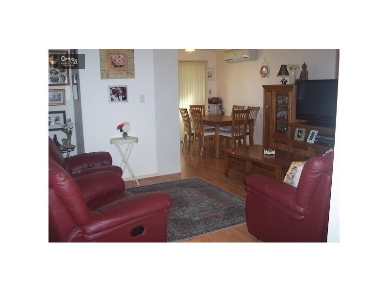 22 Shillabeer Crescent, Woodcroft SA 5162