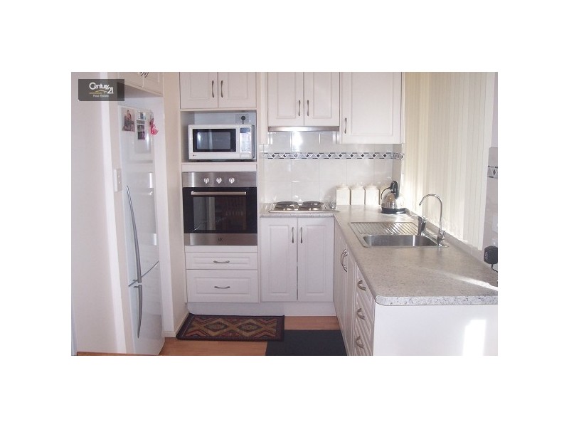 22 Shillabeer Crescent, Woodcroft SA 5162