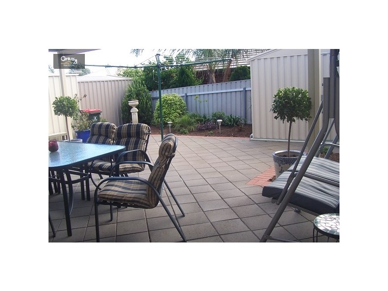 22 Shillabeer Crescent, Woodcroft SA 5162