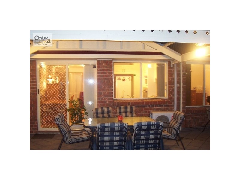 22 Shillabeer Crescent, Woodcroft SA 5162