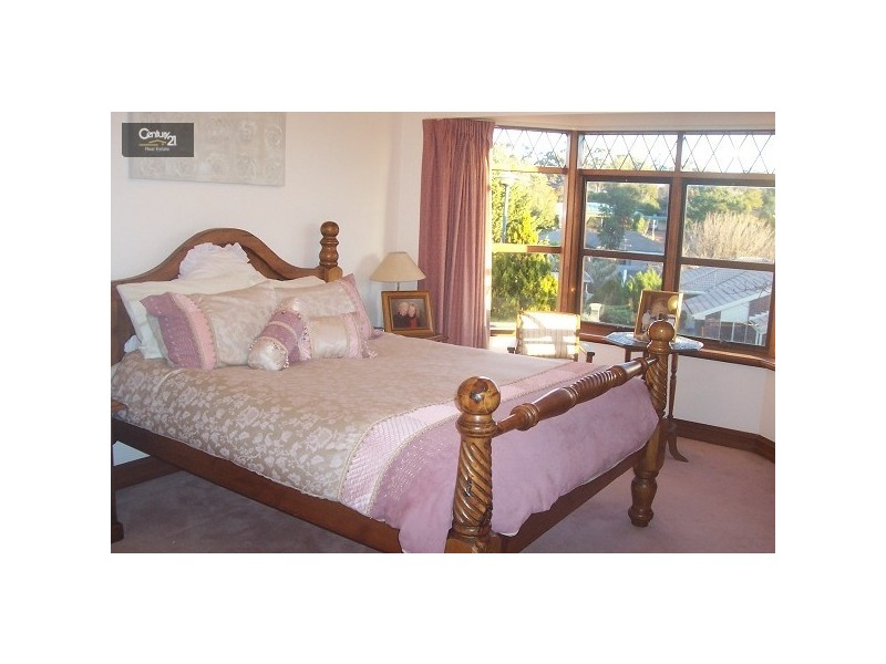 17 Lusitano Court, Woodcroft SA 5162