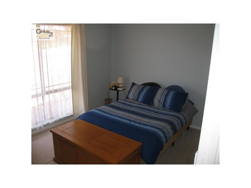 8 Paradine Way, Morphett Vale SA 5162