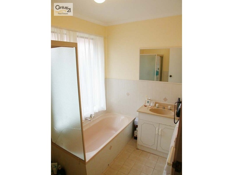 11 Spencer Drive, Morphett Vale SA 5162