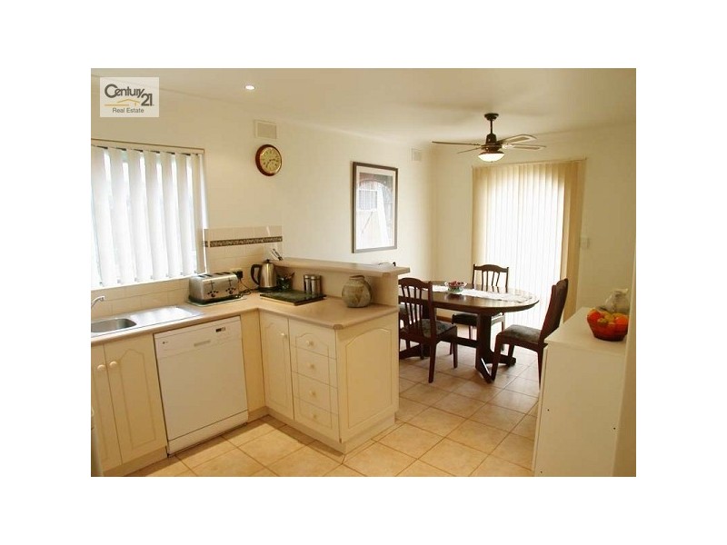 16 Gifford Terrace, Seaford SA 5169