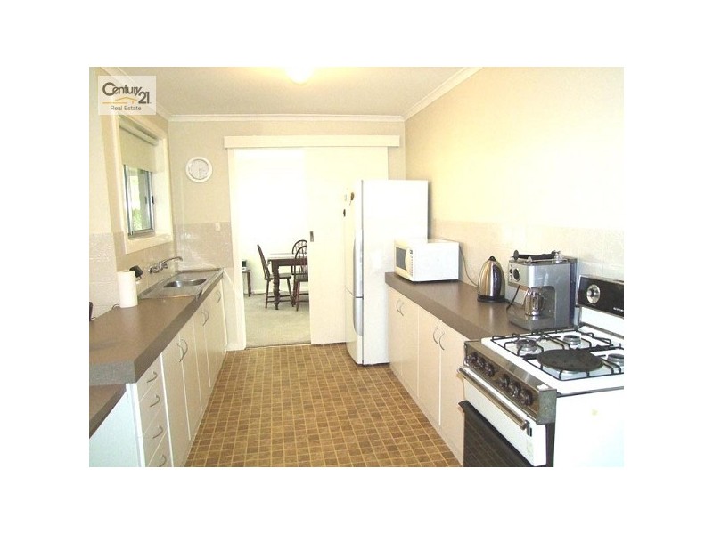 11 Medina Street, Aberfoyle Park SA 5159