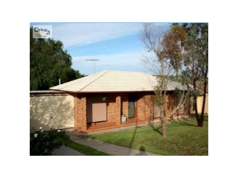 10 Lismore Crescent, Huntfield Heights SA 5163