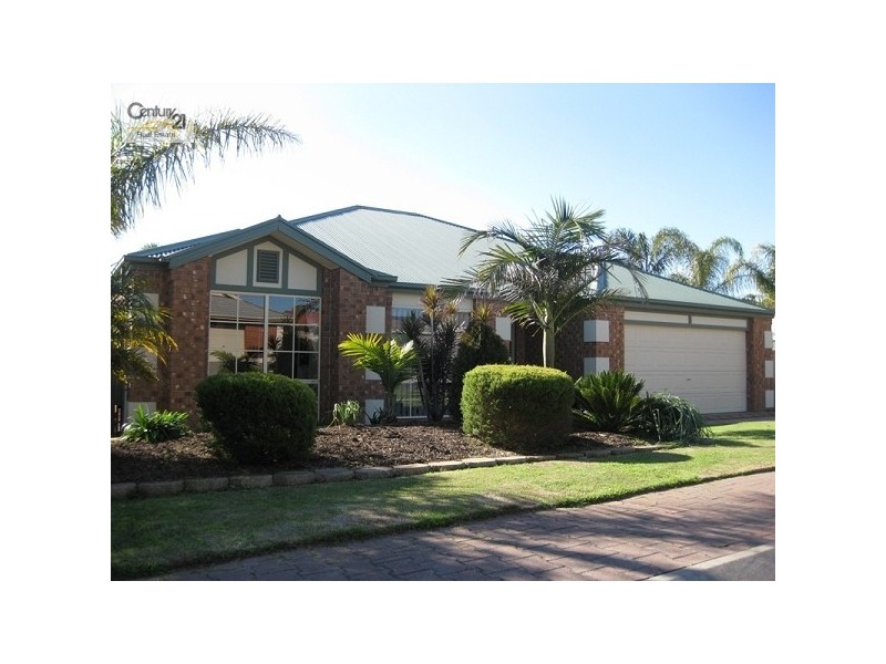 58 Riddoch Crescent, Woodcroft SA 5162