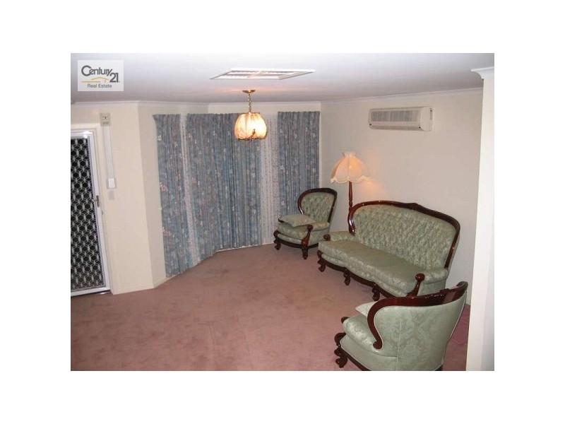 8 Bordeaux Drive, Woodcroft SA 5162