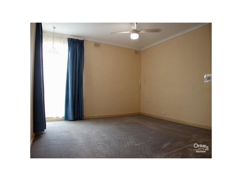 29 Village Road, Hackham West SA 5163