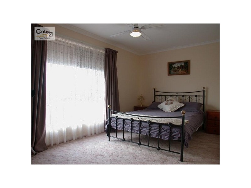 49 Babbacombe Drive, Moana SA 5169