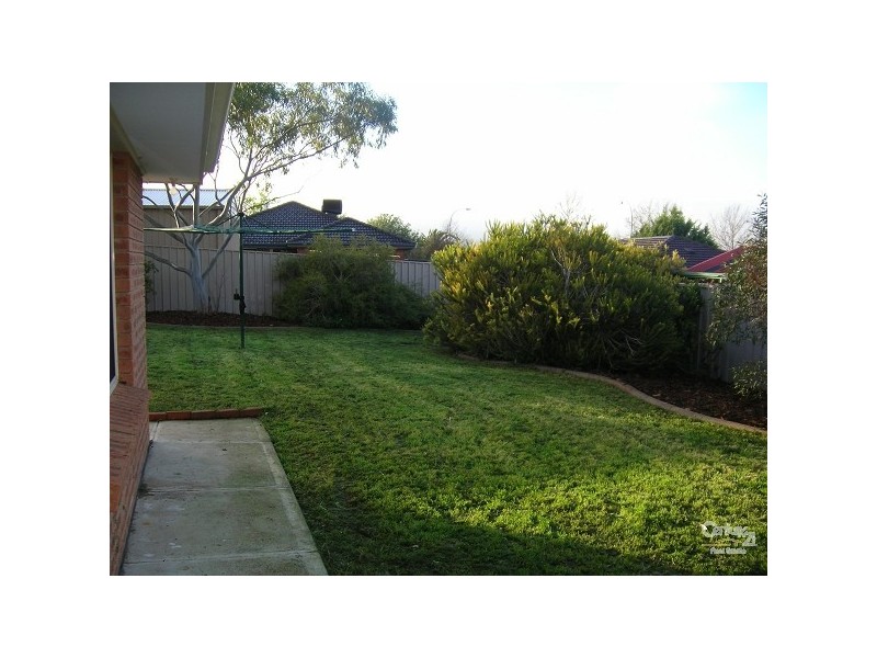 19 Bathbank Crescent, Sheidow Park SA 5158