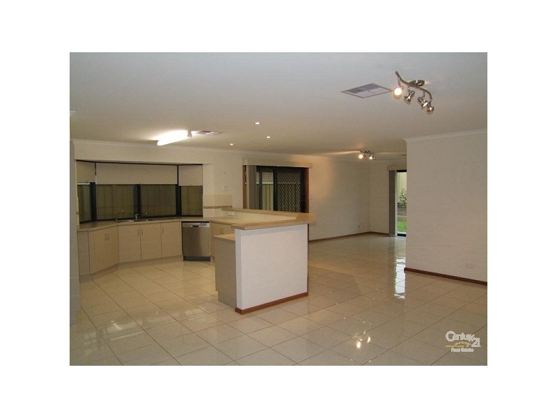 18 Sunday Boulevard, Aldinga Beach SA 5173