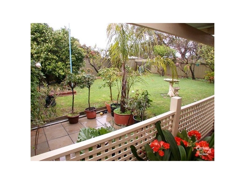 6 Gunn Close, Morphett Vale SA 5162