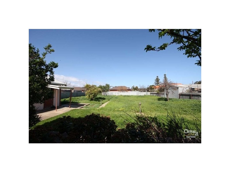 7 Golfers Avenue, Seaton SA 5023
