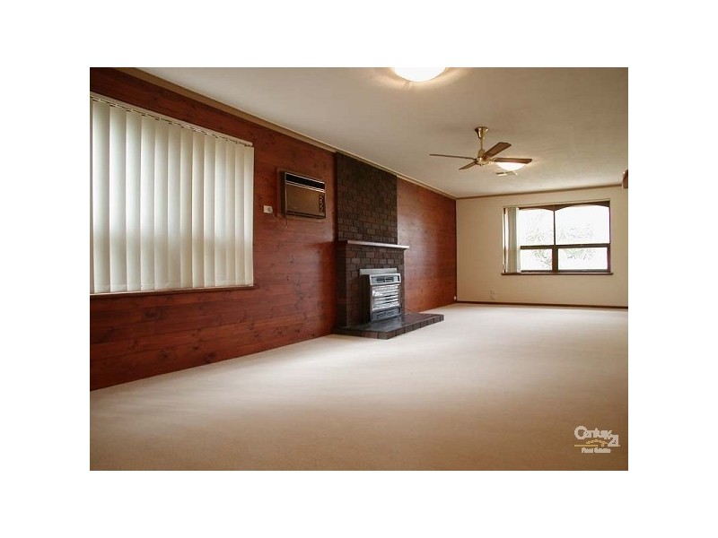 13 Claire Avenue, Morphett Vale SA 5162