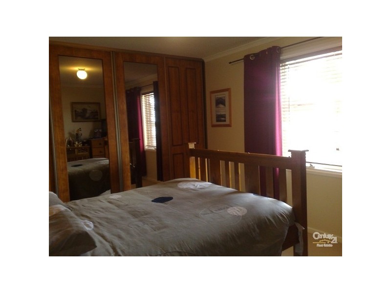 15 Lindsay Drive, Morphett Vale SA 5162