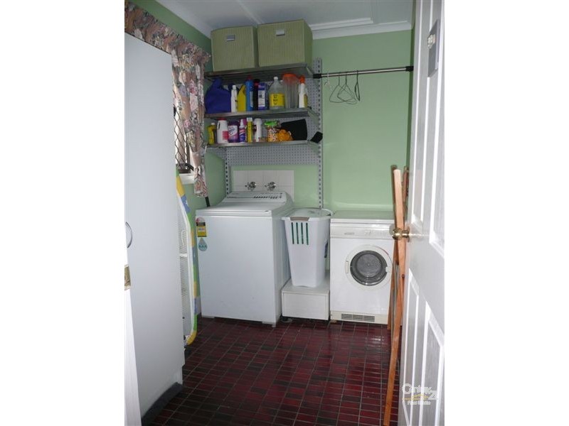 15 Lindsay Drive, Morphett Vale SA 5162