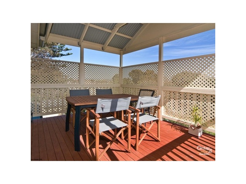 28 Griffiths Drive, Moana SA 5169