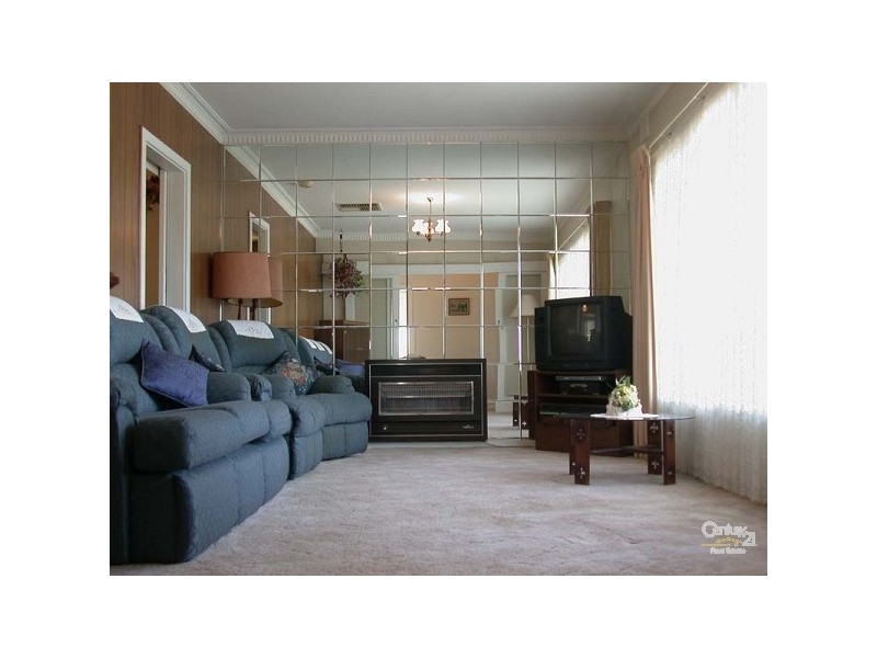 12 Taylor Street, Reynella SA 5161