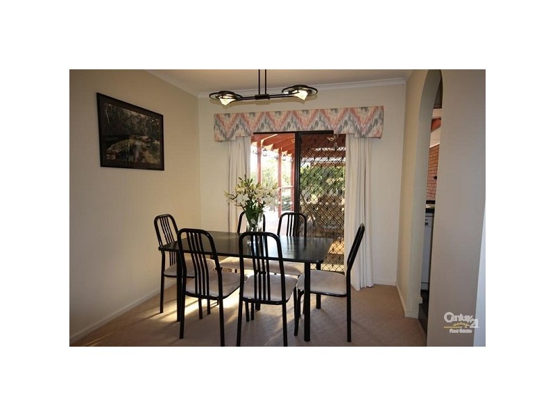 5 Kingswood Avenue, Onkaparinga Hills SA 5163