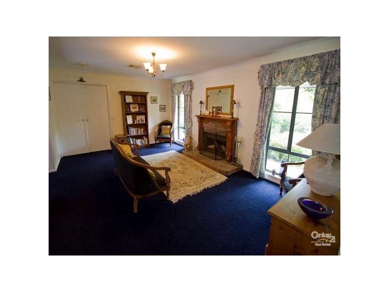 8 Elmwood Court, Onkaparinga Hills SA 5163