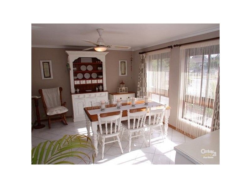 24 Ernest Crescent, Happy Valley SA 5159