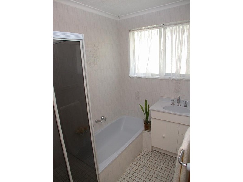 24 Ernest Crescent, Happy Valley SA 5159