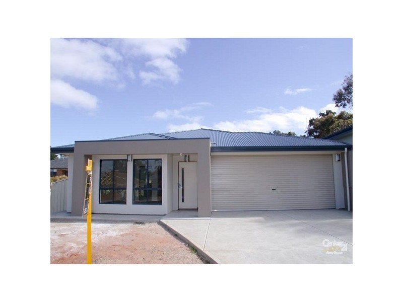 15 Lance Avenue, Hackham SA 5163