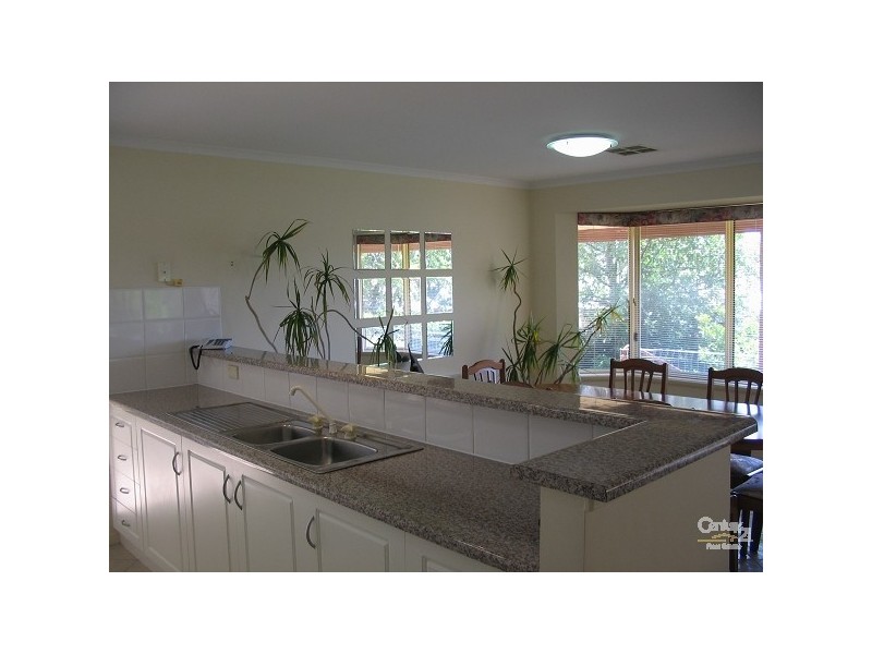 64 Dorrien Avenue, Woodcroft SA 5162