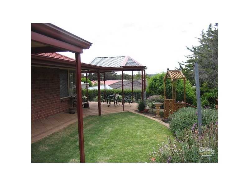 64 Dorrien Avenue, Woodcroft SA 5162