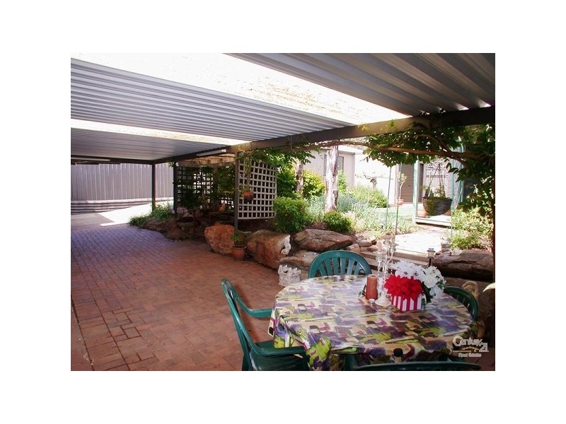 8 Bayton Road, Huntfield Heights SA 5163